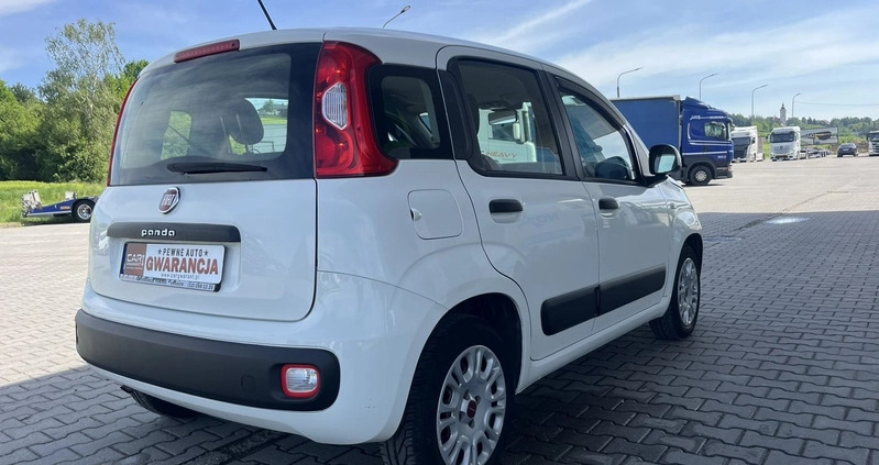 Fiat Panda cena 24900 przebieg: 148000, rok produkcji 2015 z Chociwel małe 742